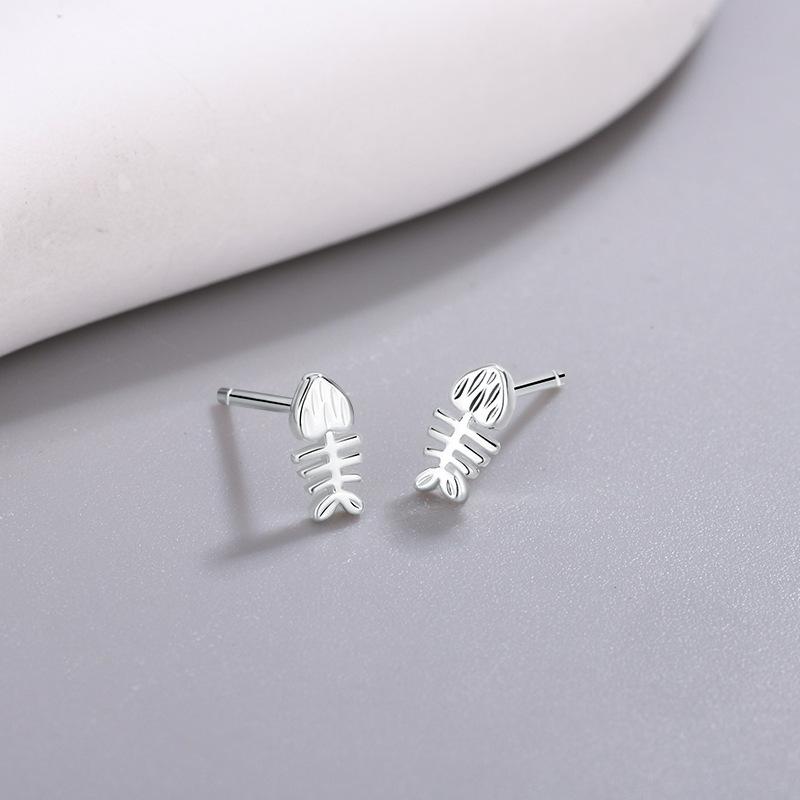 

New Fashion Personalized Simple Fishbone 925 Sterling Silver Jewelry Cute Creative Exquisite Stud Earrings 3829 серебряный