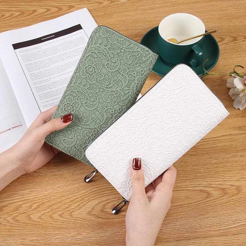 Trendy Embossed Single-Zip Women's Clutch Wallet with Multi-Card Slots