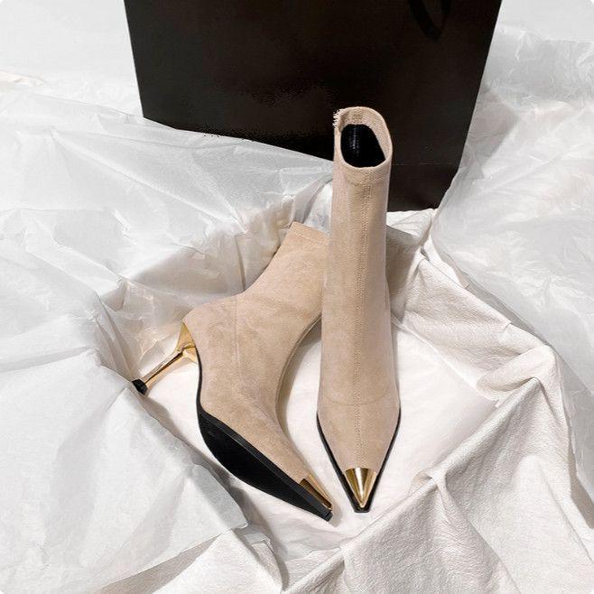 

Женские черные замшевые ботильоны на шпильке с металлическим носком - Новый стиль осень/зима 2025 39