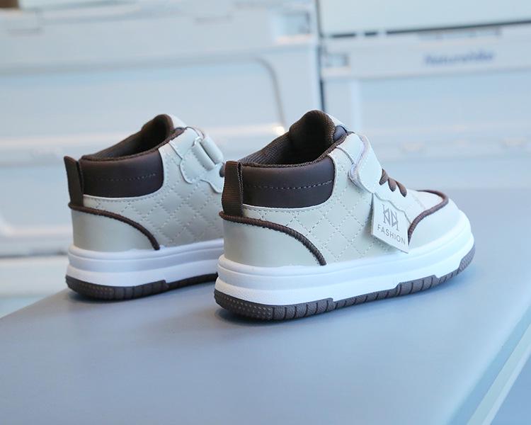 Children's High-Top Casual Sports Shoes 2026 - Soft Sole White Sneakers for Boys and Girls, Spring/Autumn Collection.