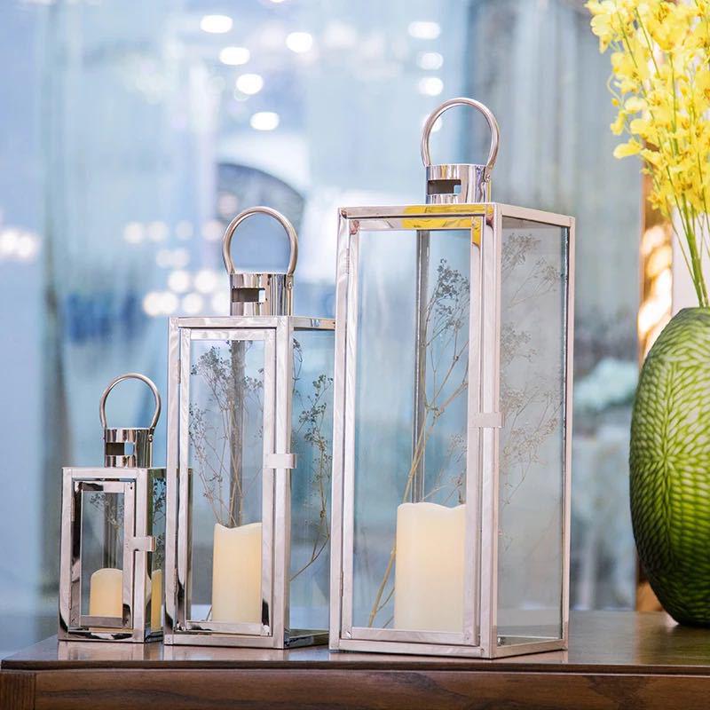 

Европейский подсвечник из нержавеющей стали в стиле ретро - Наружное декоративное украшение.