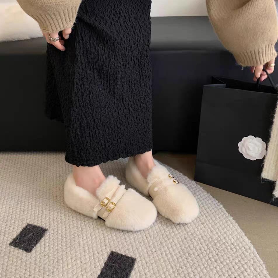 

Безумный звездный кластер урнинг~ Туфли Мао Мао для женщин для ношения на улице зимой, одна педаль, толстая подошва, внутренняя высота, бархатные теплые ботинки-бобы 40 белый