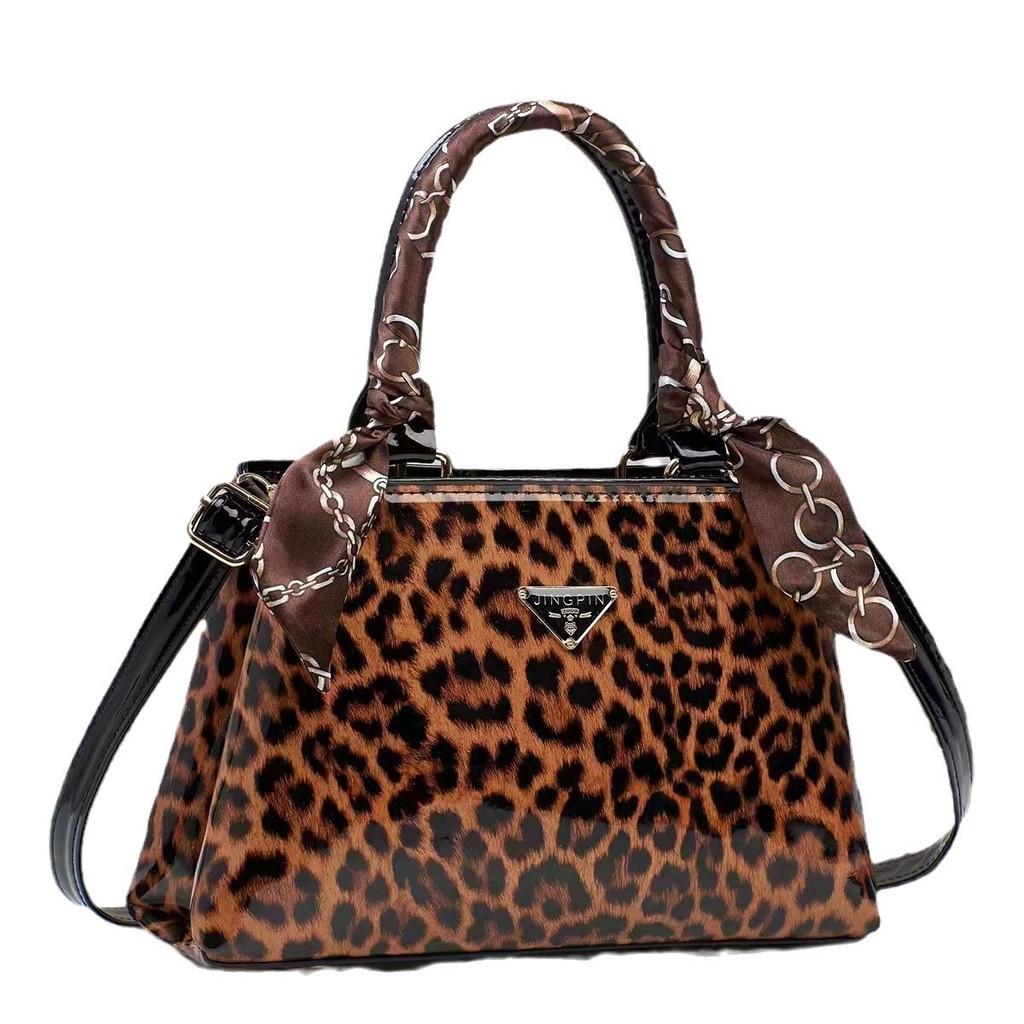 Borsa a mano alla moda e versatile in PU con stampa leopardata per donna, in tonalità terrose e design chic