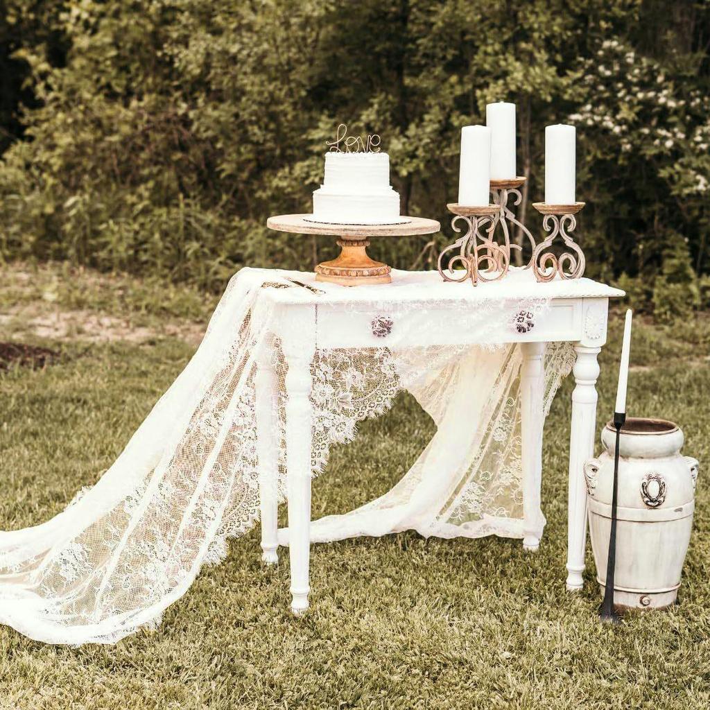 Romantic French Floral White Lace Table Runner - Wedding & Coffee Table Decoration