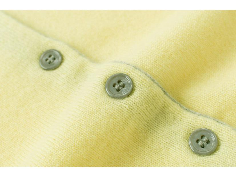 Women's Pure Cashmere Color Block Knit Cardigan - Button-Up, Round Neck, Versatile for Autumn and Winter.