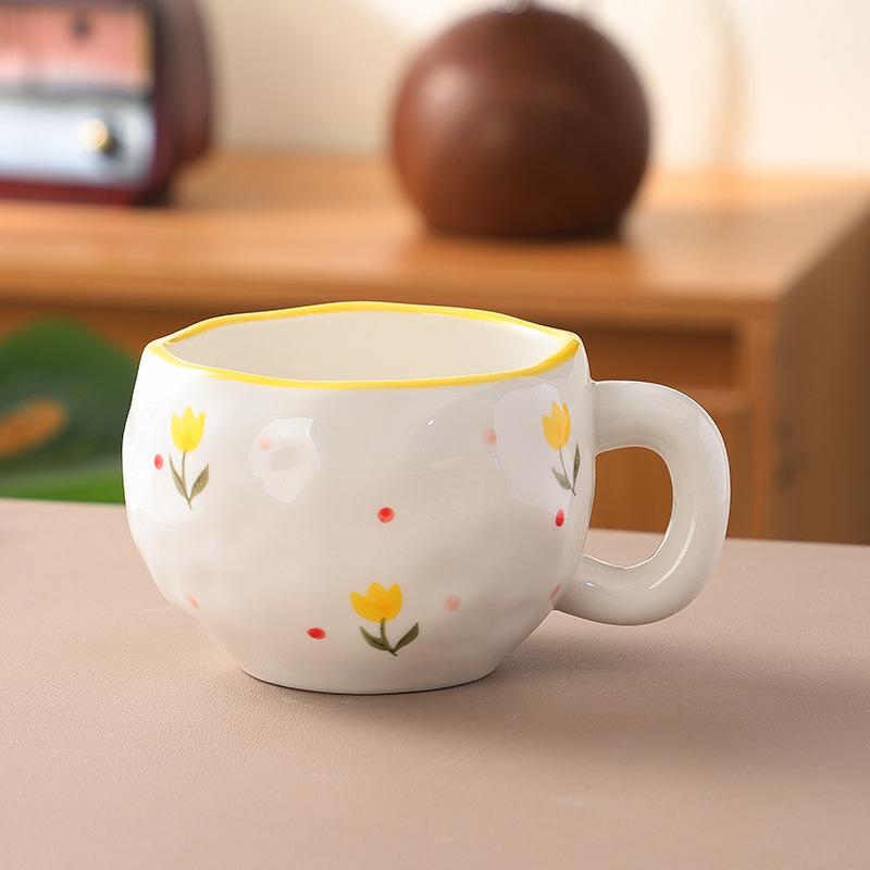 Koreanischer Ins-Wind handgepresste Liebe Keramik-Kaffeetasse, Nachmittagstee handbemalte Blumentasse hochwertiger Wasserbecher