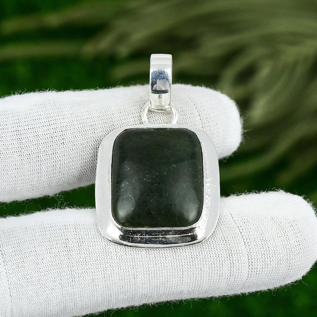 Sterling Silver Heart Chakra Green Aventurine Stone Trendy Boho Wife New Pendant