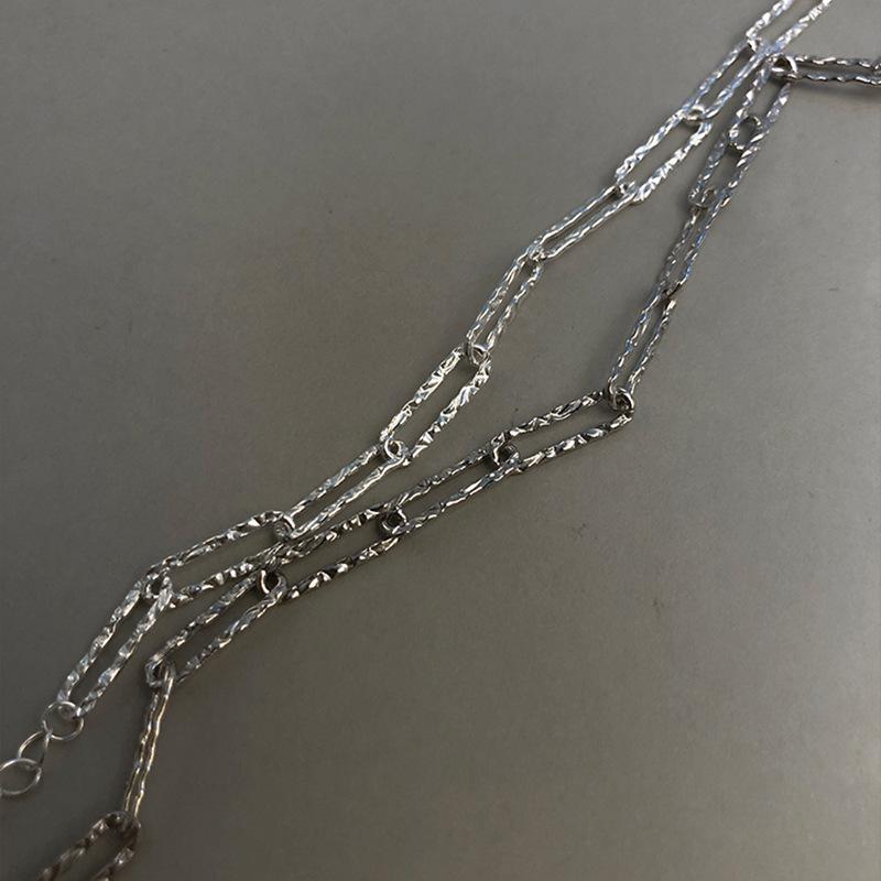 Bracelet Étincelant Design Étoilé Été 2024 pour Femmes – Bijou de Chaîne Simple et Élégant