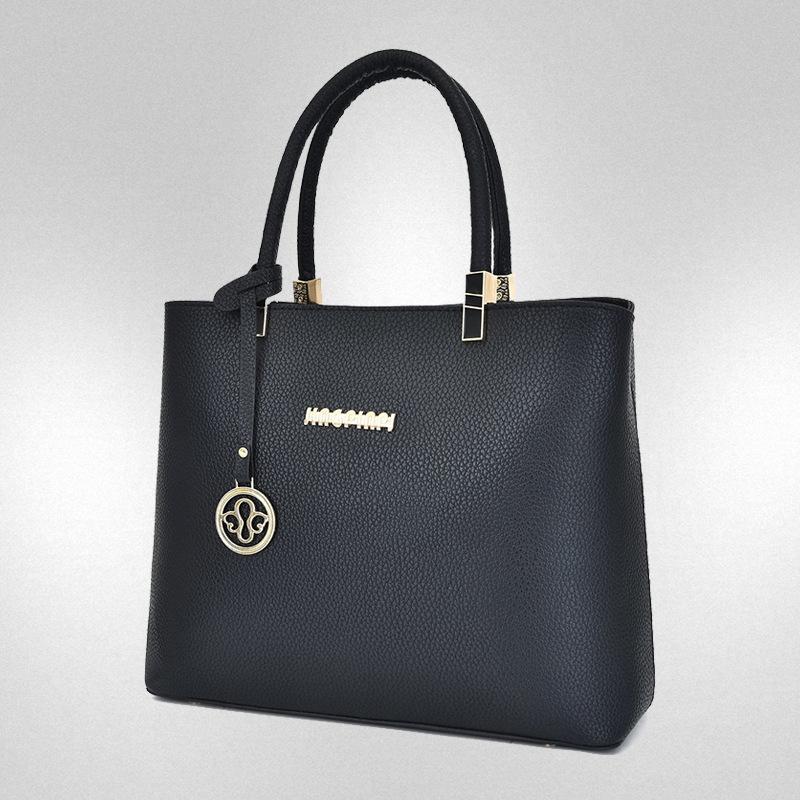 Bag women's new fashionable and simple one-shoulder messenger bag large-capacity double shoulder multi-layer soft leather portable