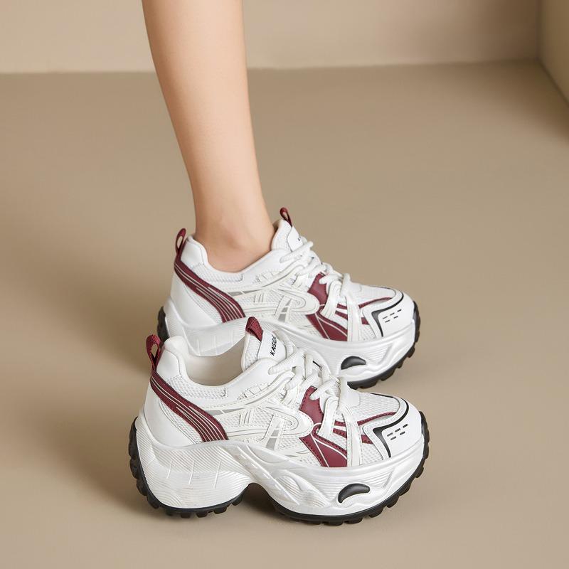 Inner height-increasing dad shoes women's autumn and winter new leather small muffin thick-soled casual versatile sports