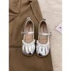French pearl shallow mouth Mary Jane shoes girl 2025 new fairy style with skirt one-button flat beanie shoes