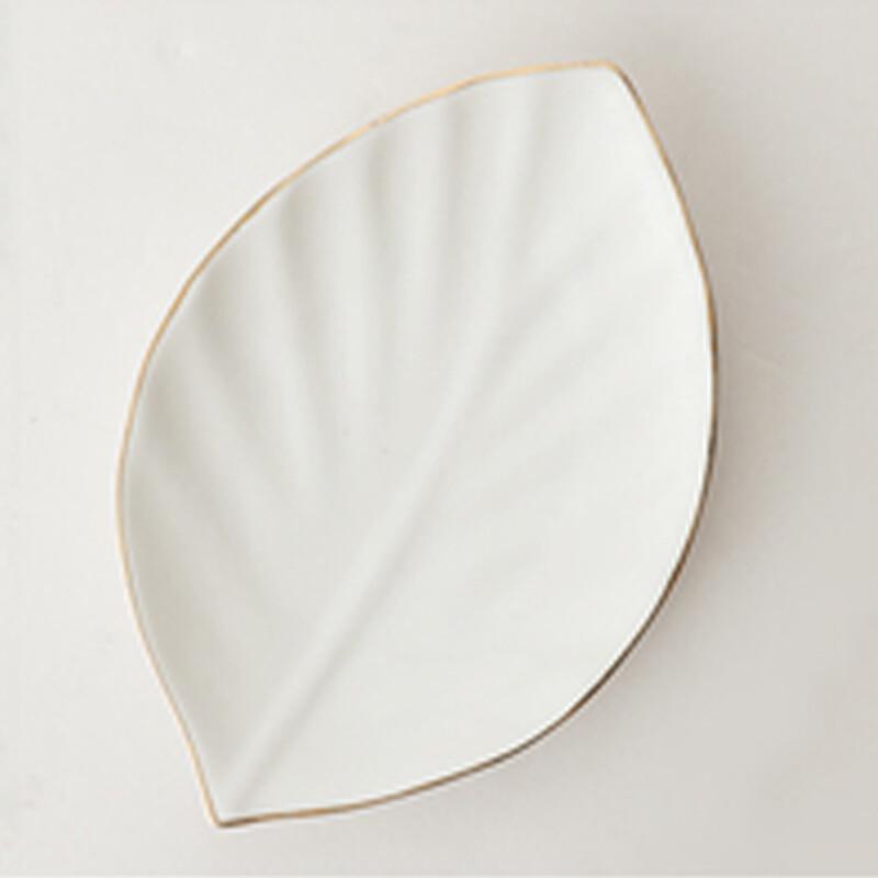 

Десертная тарелка из белой керамики с золотой каймой Чанбаосен