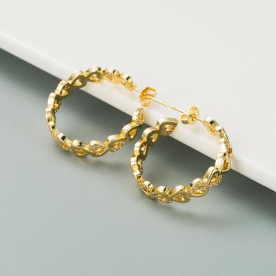 Dámske kreatívne geometrické kruhové náušnice malé okrúhle náušnice zirkónového krištáľu v štýle srdiečka