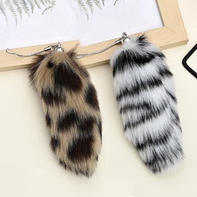 Ženy Dívky Přívěsek Dekorativní Simulovaný Fox Tail Ručně vyrobený Polyester Taška Dekorace Klíčenky Držáky Módní dárky Příslušenství