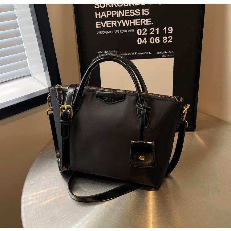 

Oxford Cloth Dumpling Bag Hot Selling New Trendy and Fashionable Handbag High-end Single Shoulder Crossbody Bag чёрный