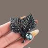 Black Gun-shaped Diamond-encrusted Leaf Brooch for Women, High-end Accessory, Waist-closing Clasp, Pendant, Corsage