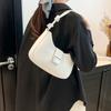 Casual commuting versatile simple solid color underarm bag women's fashion personality retro autumn new lightweight shoulder bag
