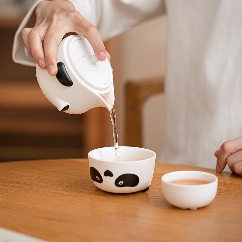 Panda Fubao Quick Brew Ceramic Tea Set