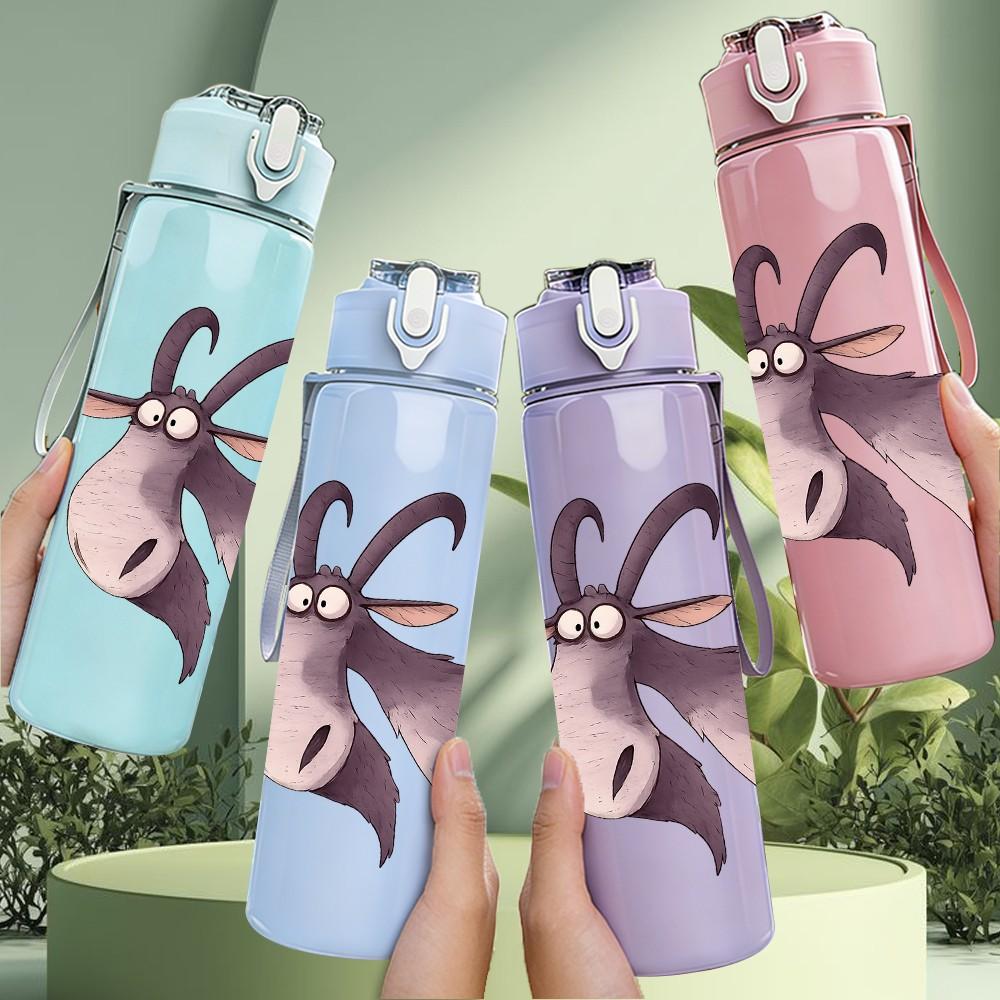 1PC Cute Goat Cartoon 750ml Color Plastic Sports Water Bottle Leakproof Flip Straw Lid Suitable for Sports Office Home Use