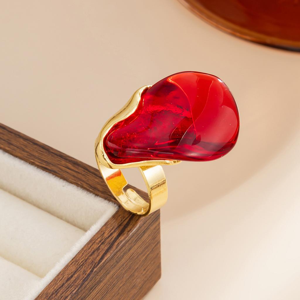 Vintage New Design Brown Red Beige Resin Geometric Adjustable Rings for Women Golden Alloy Fashion Daily Ring Jewelry Gift