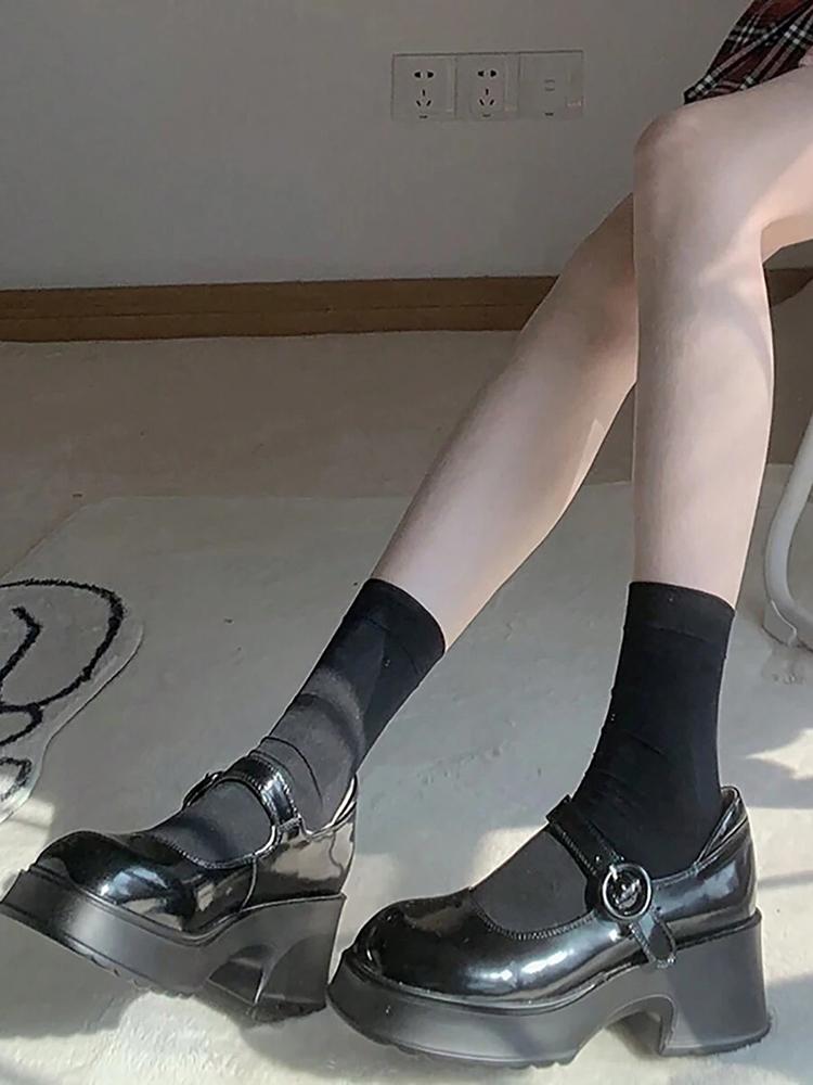 3 Pairs Lolita Style Women Pressure Socks Set Trendy Black White Solid Color Three Types Knee High Socks Ankle Socks Long Socks