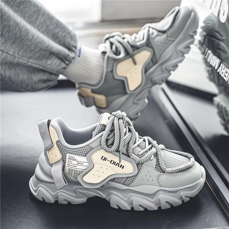 

Мужская обувь 2024 года, новая легкая и дышащая сетчатая модная повседневная универсальная удобная спортивная обувь для папы для мужчин 39 серый