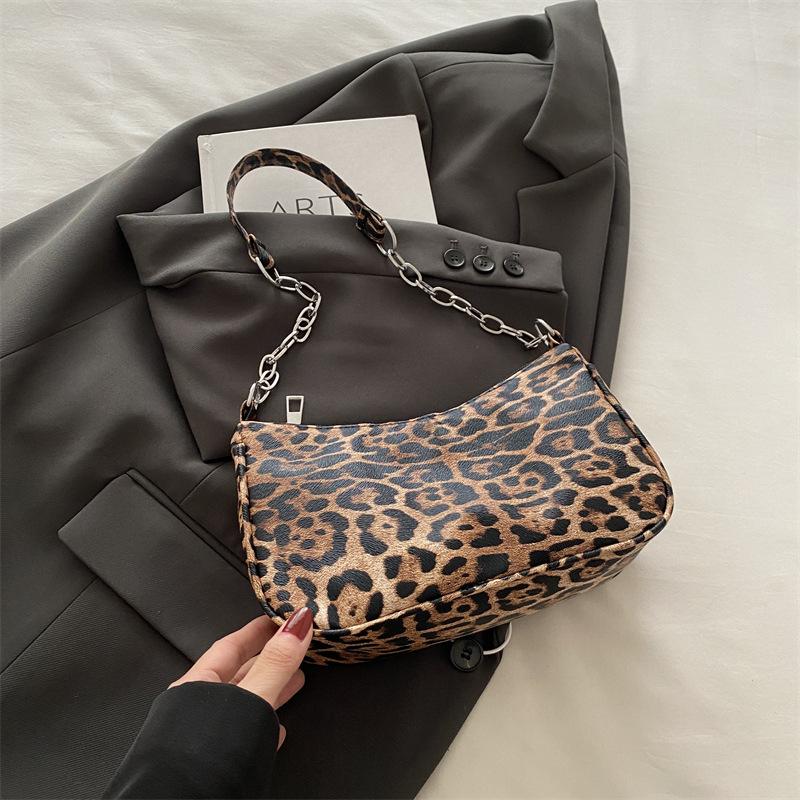 

Сумка 2025 года, новая модная женская сумка в иностранном стиле, модная сумка через плечо с леопардовым принтом коричневый