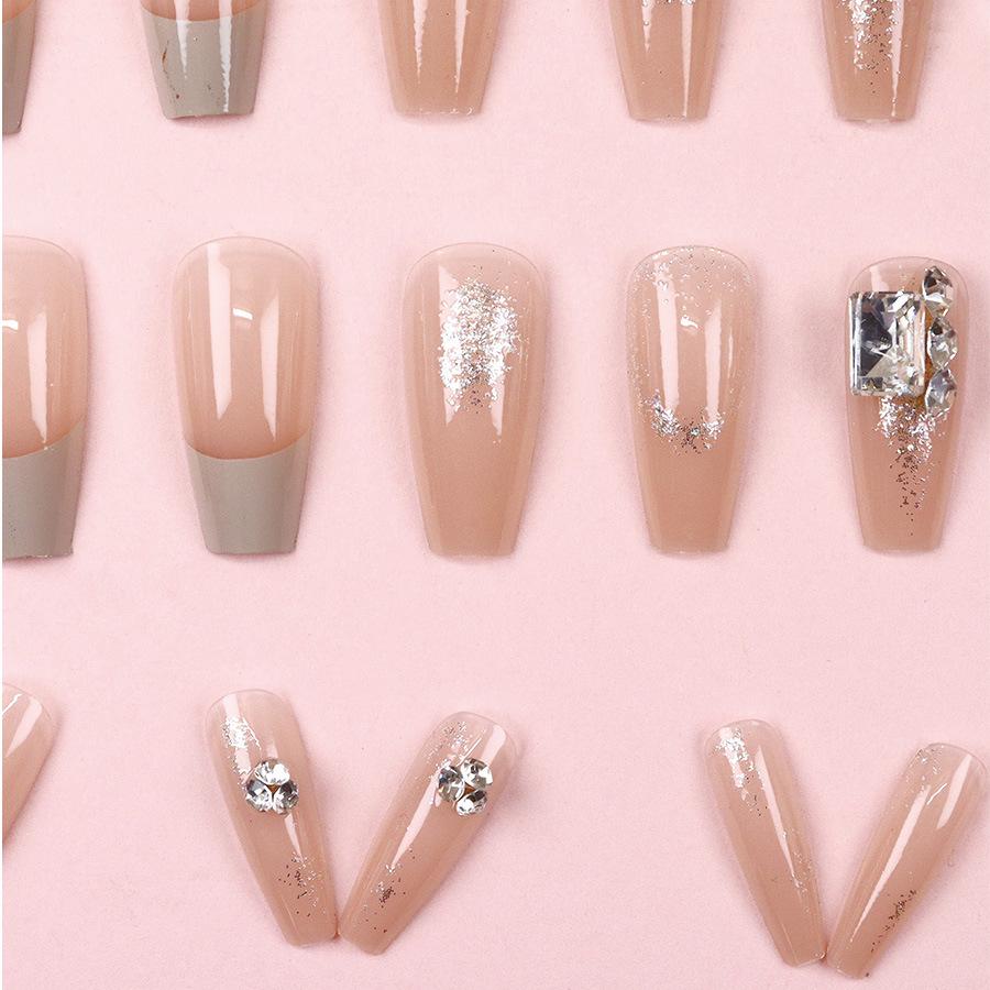 Trendy Milky White Ice Cream-Inspired French Fake Nails - Cool Whitening High-End Wearable Design