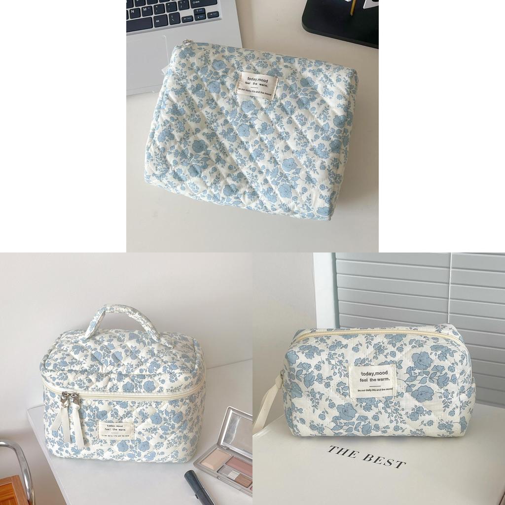 Vintage Floral Makeup Bag With Polyester Material For Travel And Daily Use