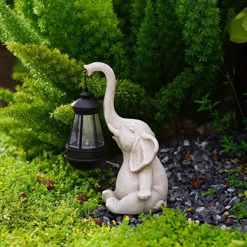 Goodeco Elephant/Giraffe Statue with Solar Lantern Figures, for Garden/Yard Decortion, Gifts for Women Men Mum Birthday Gift