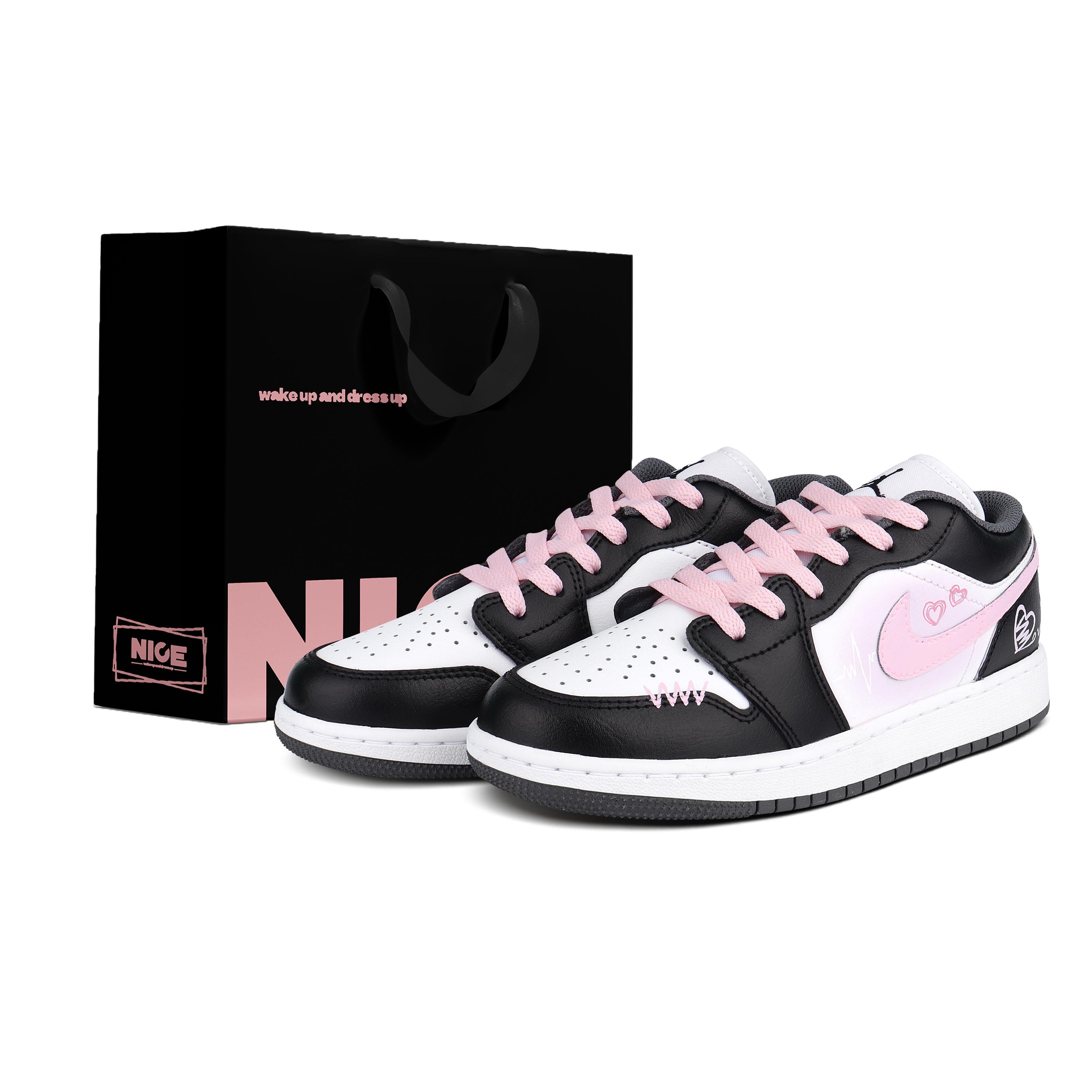 

Jordan Air Jordan 1 Low top Basketball Shoes Women s Black Pink 553560-152(Team1503-LD) 35.5