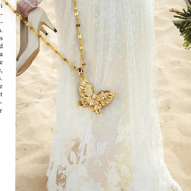 Non-Fading Luxury Maple Leaf Butterfly Clavicle Necklace