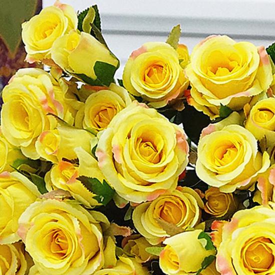 Faux Roses Lifelike Reusable Smooth Beautiful Silk Fake Flower for Kitchen