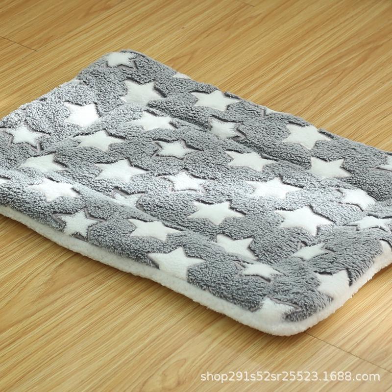 

Коврик для домашних животных : Уютное одеяло-гнездо для собак на все времена года Large 50*50cm