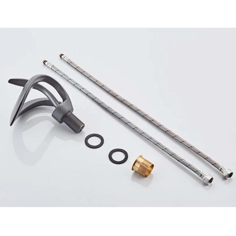 Koupelnové umyvadlové baterie Vodovodní baterie s jednou rukojetí Vodovodní baterie z masivní mosazi Vodovodní baterie s kreativním vyhloubeným designem