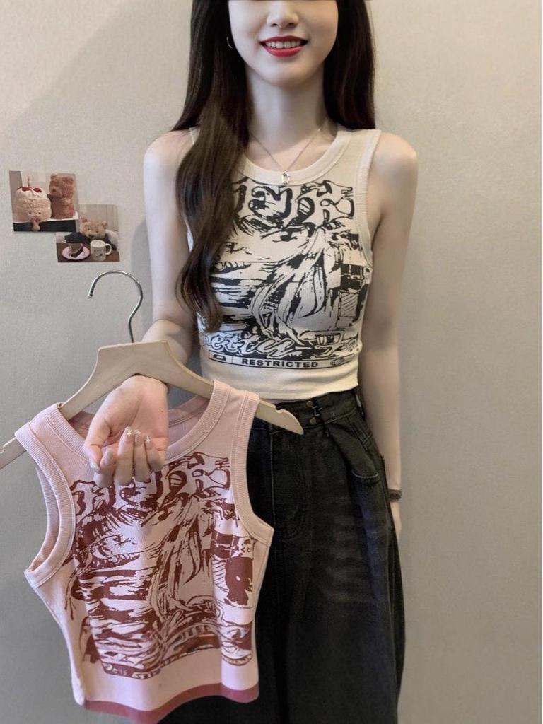 Amerikanisches scharfes Mädchen Rosa geripptes ärmelloses Tanktop - Sommer schlankmachendes Design mit breiten Trägern