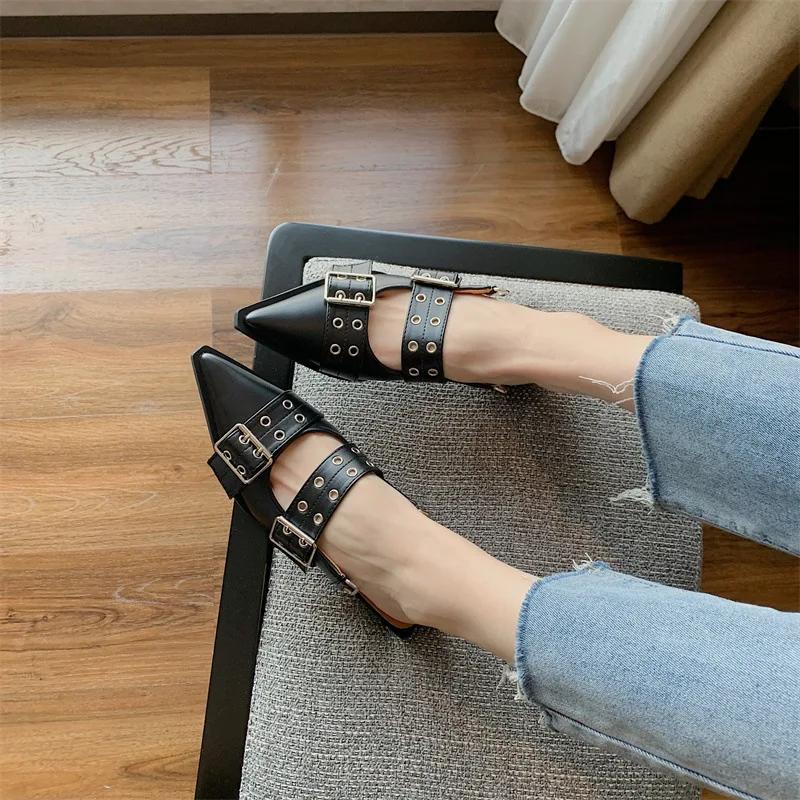 Мода 2024 лето женские новые стильные и удобные повседневные босоножки на среднем каблуке — фото 5