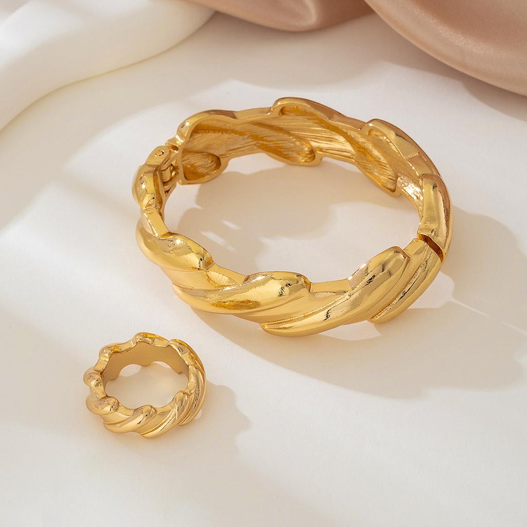 Simple Stripe Bracelet Ring Set