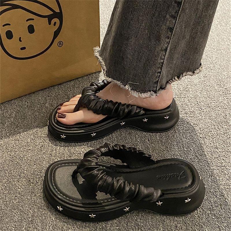 Flip-flops women's summer outer wear non-slip summer thick-soled slippers star women's cool slippers summer
