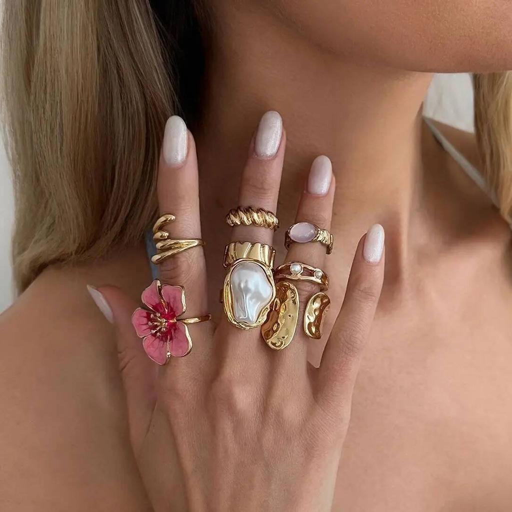 SHIXIN 8 Pcs Trendy Pink Flower Stackable Rings Set Women Exquisite Acrylic Drill Knuckle Joint Ring Y2K Aesthetic Jewelry Gift