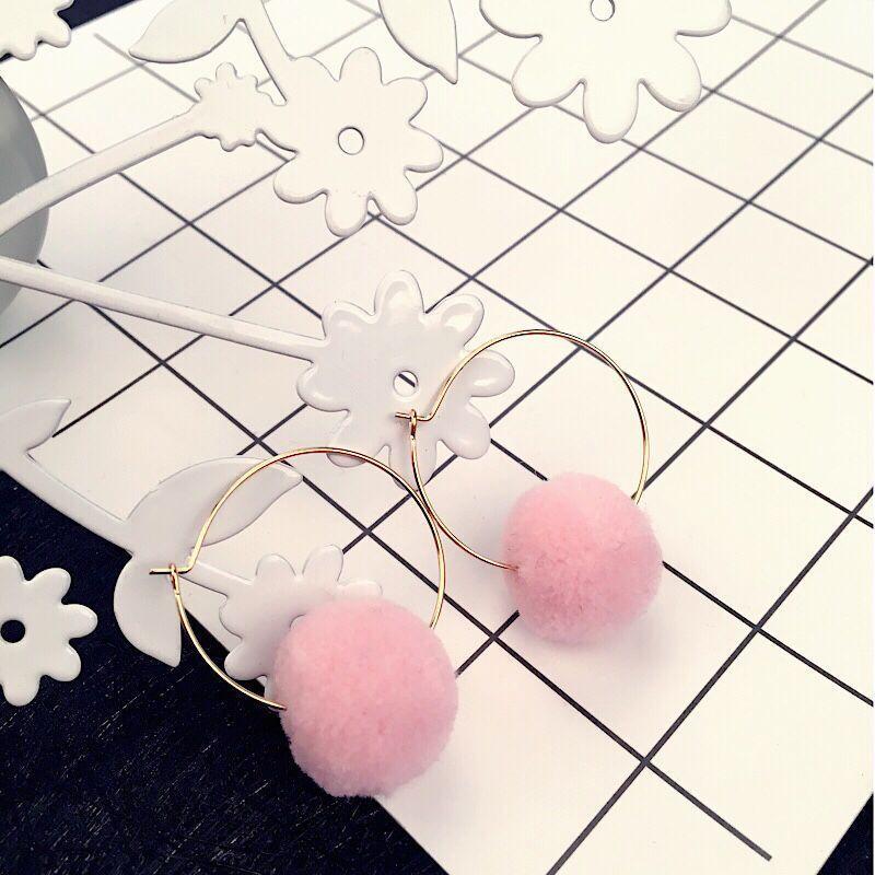 Autumn And Winter Plush Ball Earrings, Simple Geometric Wool Cap, Fringed Round Earrings, Pearl Plush Earrings.