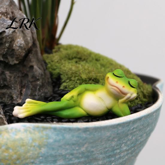 Small Outdoor Garden Decor Micro Landscape Ornament, Mini Frog Violin Playing Statue, Durable Resin Waterproof Sculptures Hand-Painted Figurines, for