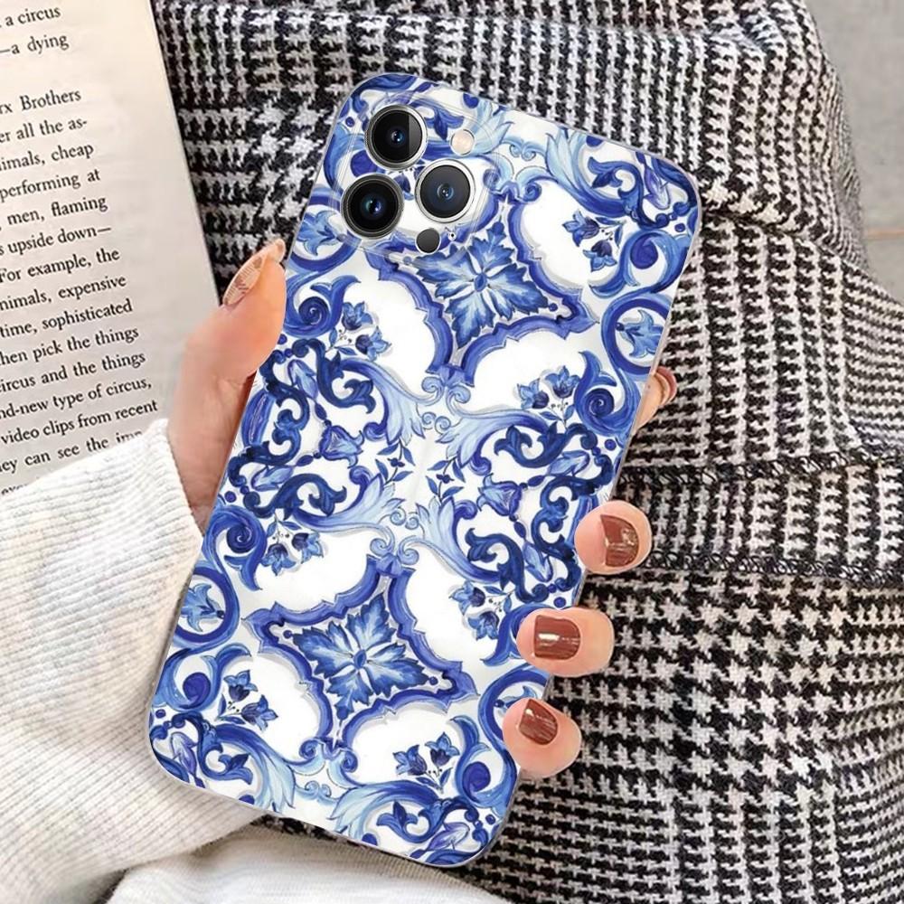 Blue and white porcelain Phone Case for iPhone 15 8 7 6 6S Plus X SE 2020 XR XS 14 11 12 13 Mini Pro Max Mobile Case