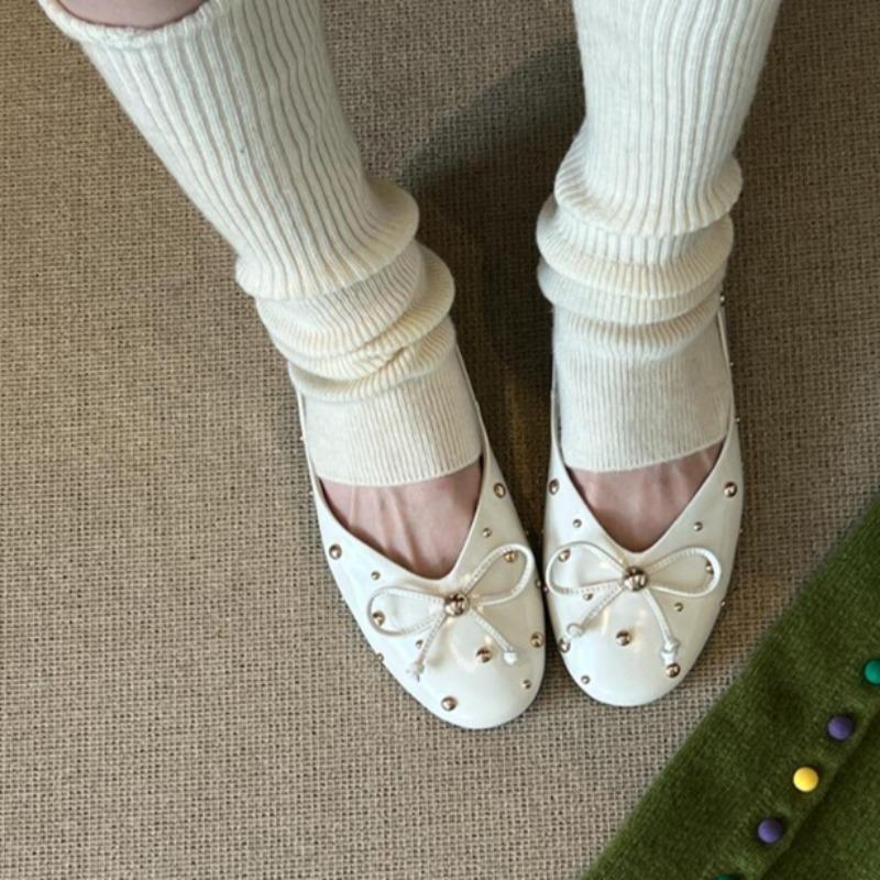 Fashion Women's Fashion Flat Shoes Spring New Round Head Shallow Mouth Rivet Butterfly Knot Soft Sole Waterproof Non-slip Single Shoes