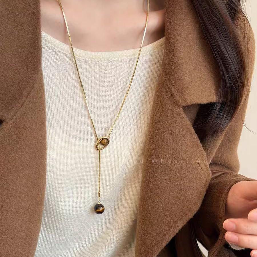 Retro Koreanisches Maillard Tigerauge Gold Halskette - Elegante Lange Kette für Herbst-/Winter Pullover