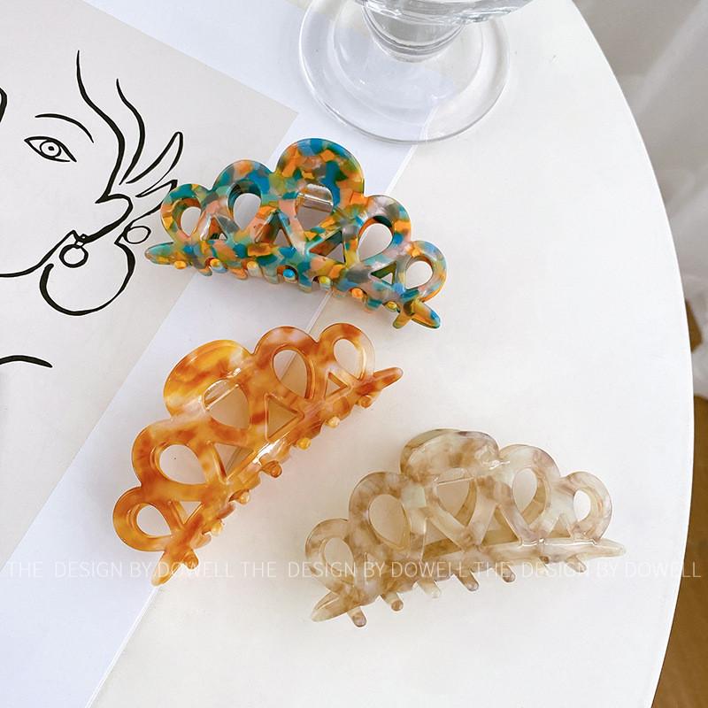 Exquisite Acrylic Crown Hair Claw For Women Featuring Chic Hollow Design For Upscale Looks