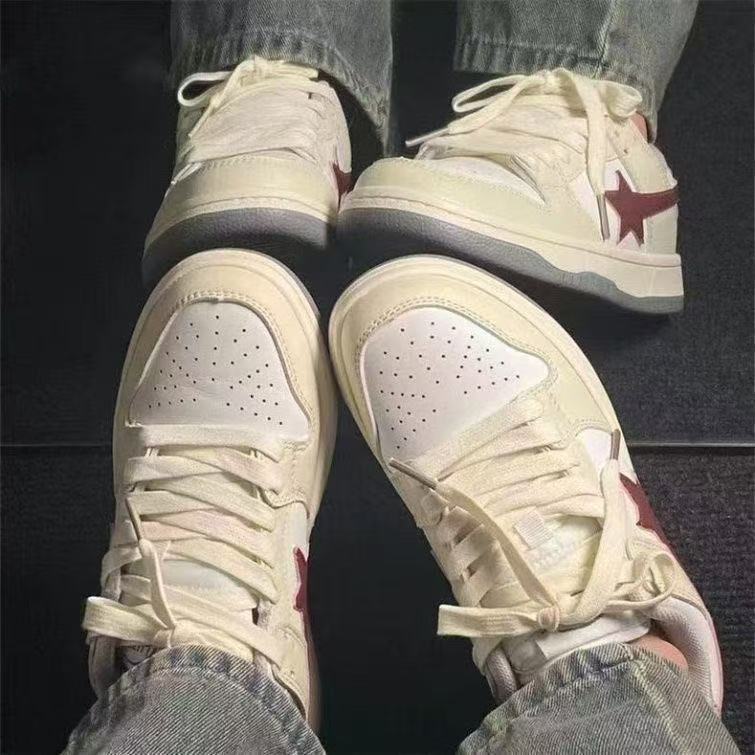 Original star trailing board shoes, new ins trendy shoes, small people increase in height, thick soles, and regular models in all seasons explode