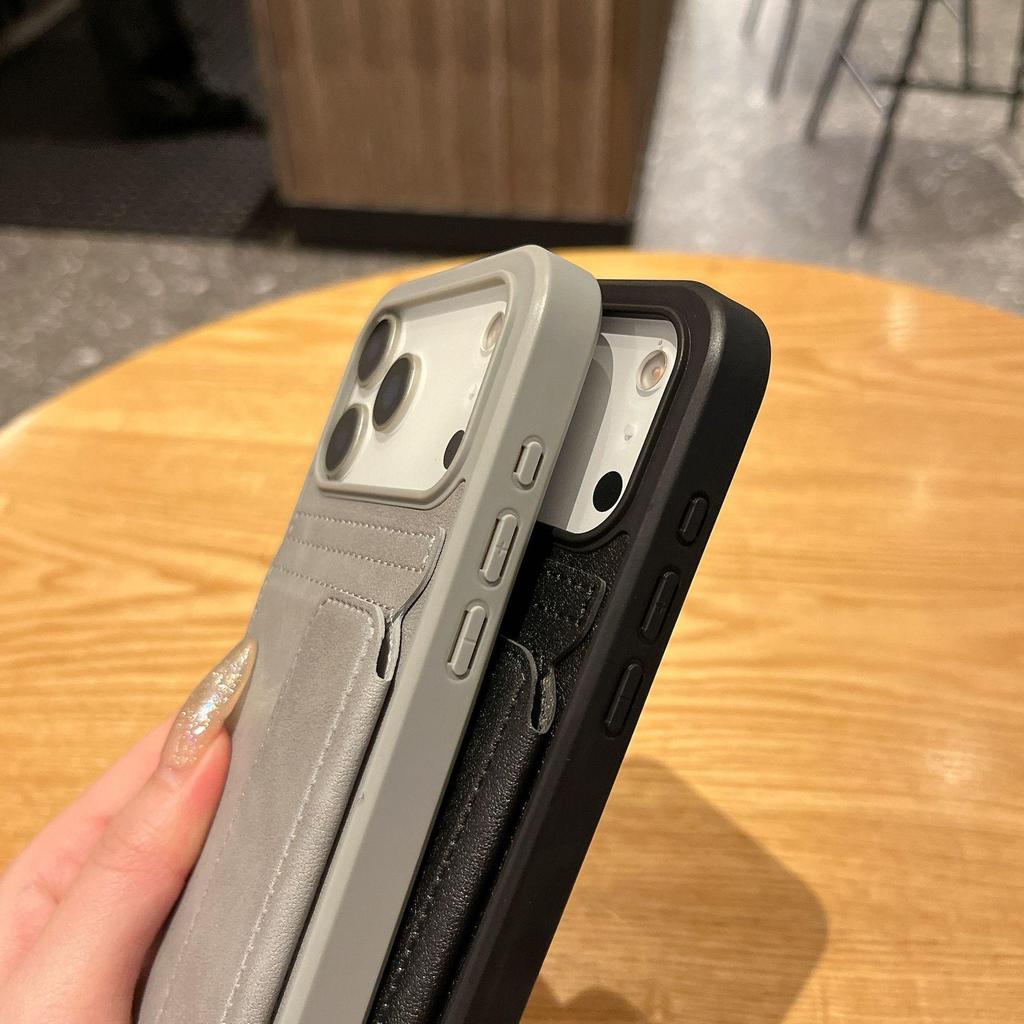 Anti-Drop Leather Card Holder Stand, 2-in-1 Lightweight Case for iPhone 17 Pro Max