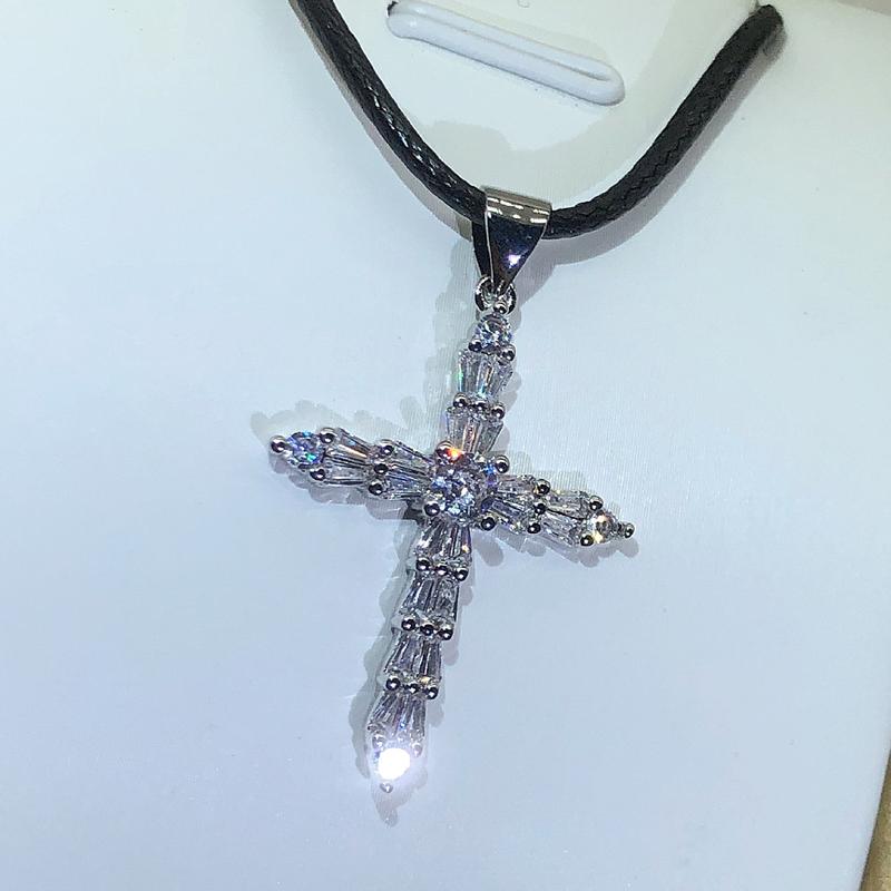 925er Sterlingsilber Beliebter Weißer Zirkonia Kreuz Anhänger Neue Halskette Für Damen Party Geburtstag Schmuck Geschenk