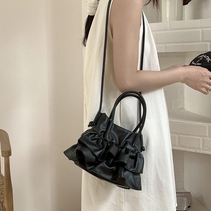 Spring Niche Design Lotus Edge Portable Pleated Bag Soft Messenger Bag Creative Fashion New Shoulder Bag Women